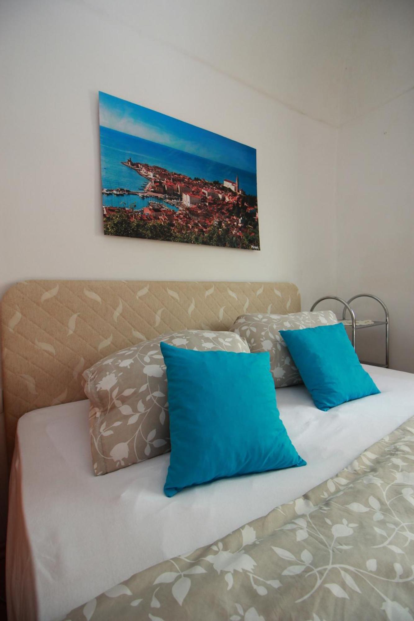 Guesthouse Veles Slovenska Bistrica Rom bilde