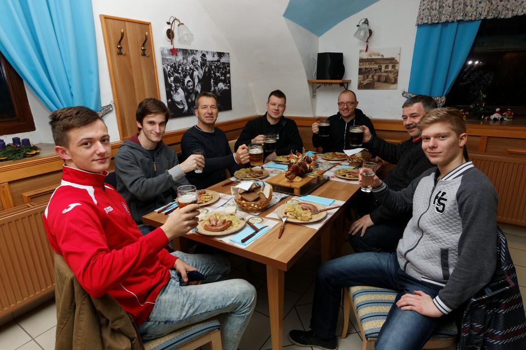 Guesthouse Veles Slovenska Bistrica Eksteriør bilde