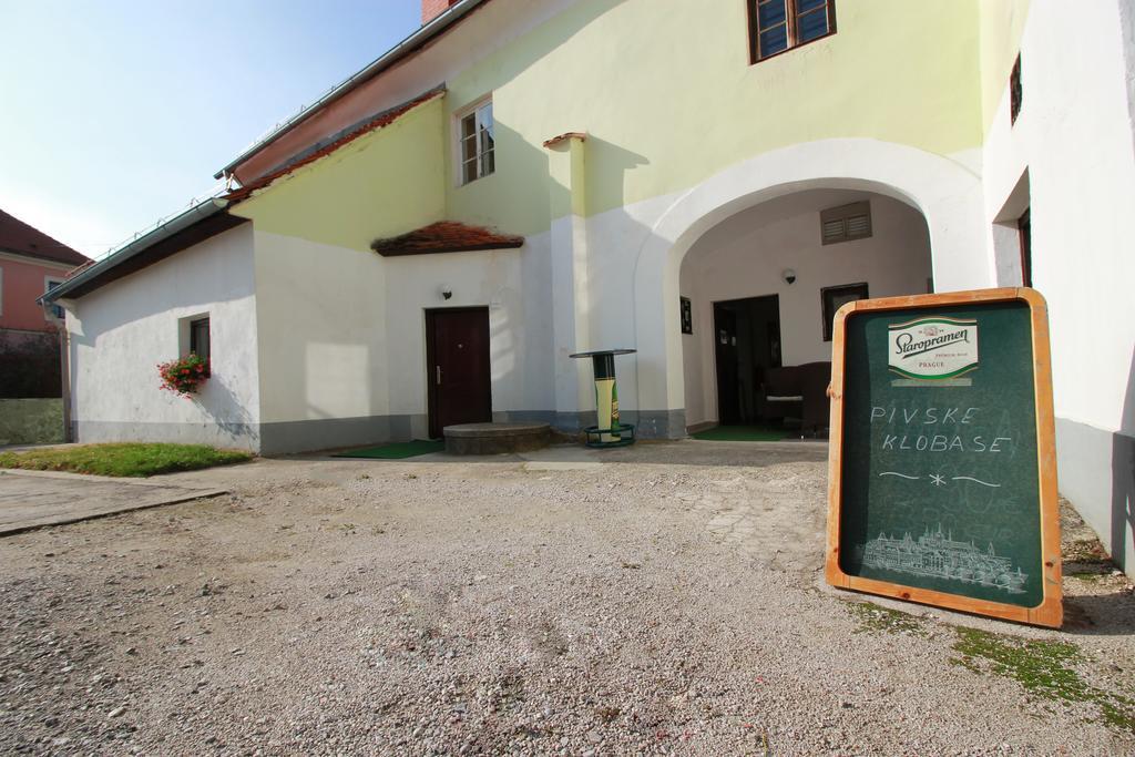 Guesthouse Veles Slovenska Bistrica Eksteriør bilde
