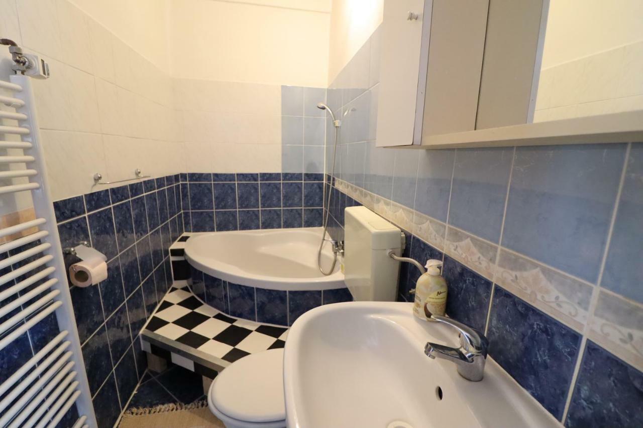 Guesthouse Veles Slovenska Bistrica Eksteriør bilde