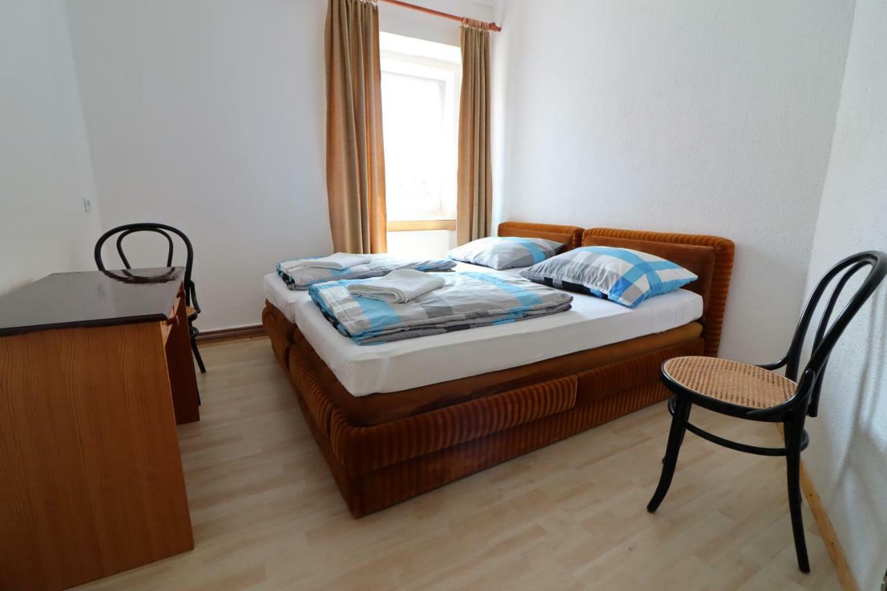 Guesthouse Veles Slovenska Bistrica Eksteriør bilde